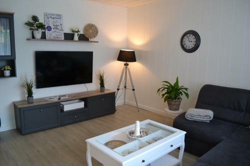 Ferienhaus Am Wasser (Knockster Tief)