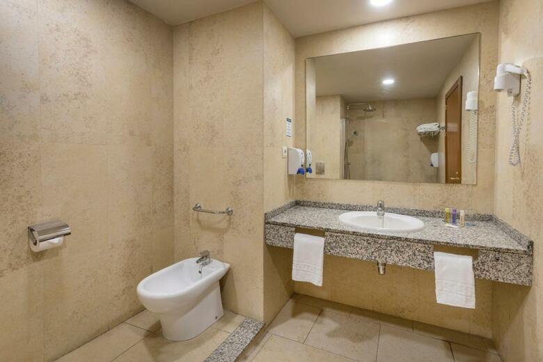 Hotel Las Palmeras Affiliated By Fergus