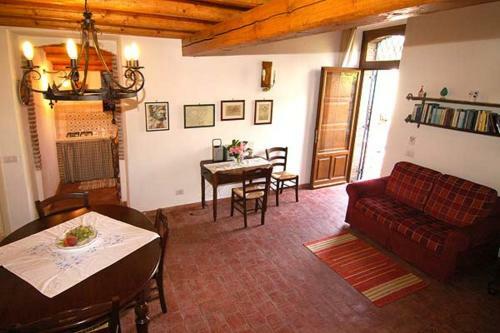 Agroturismo Agriturismo Le Case Di Civi