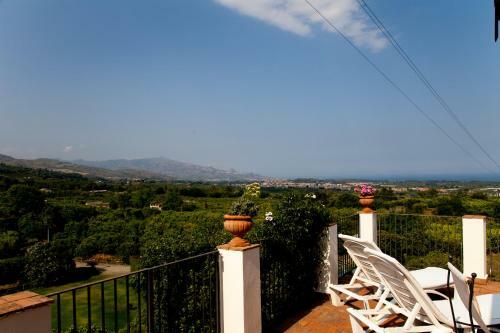 Agroturismo Agriturismo Le Case Di Civi