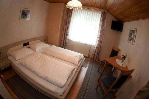 Hostal Pension Haus Am See