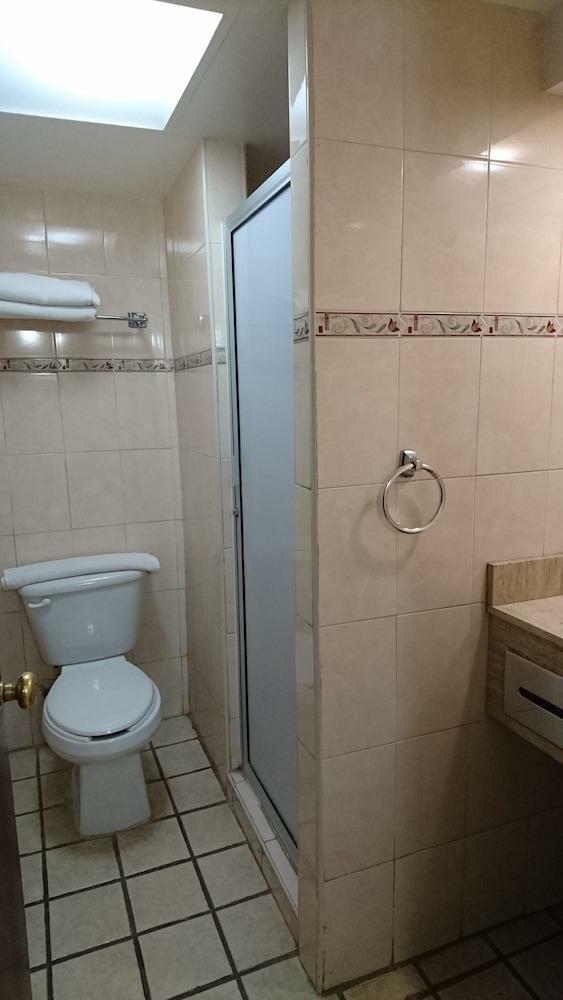 Hotel Bugambilia