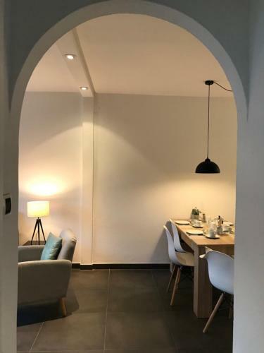 City Apartment 221