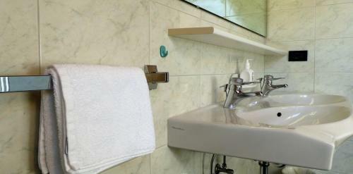 Apartamento Garni Sirmian Ferienwohnung A