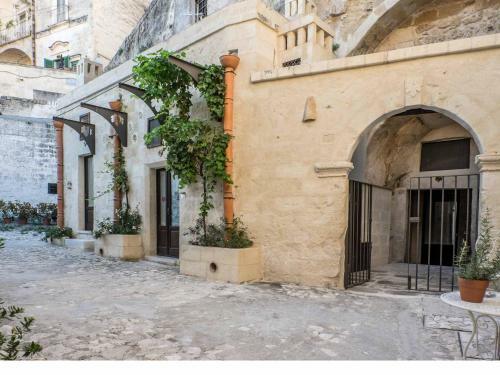 Hotel Enotrio