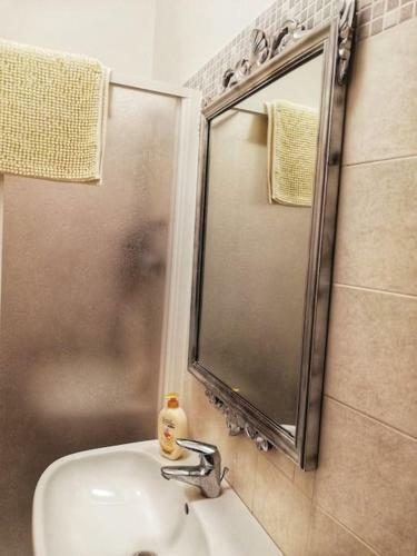 Apartment 3 010037-lt-0479