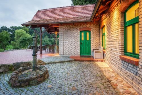 J1 Idyllisches Ferienhaus Mit Seeblick