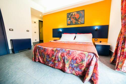 Hotel Raphael