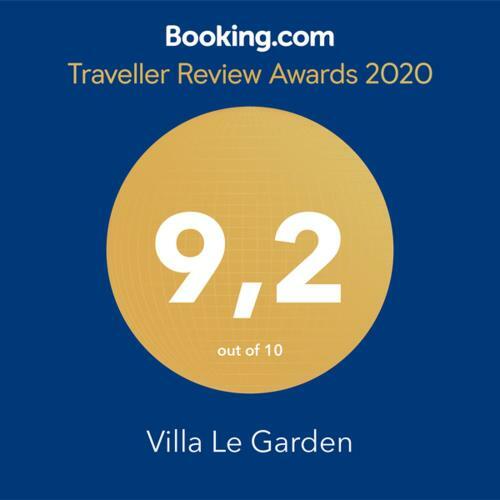 Hostal Villa Le Garden