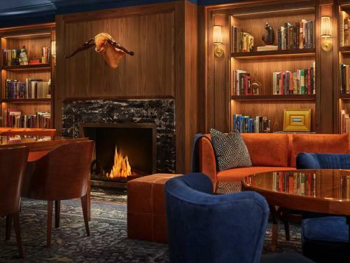 Hotel The Newbury Boston