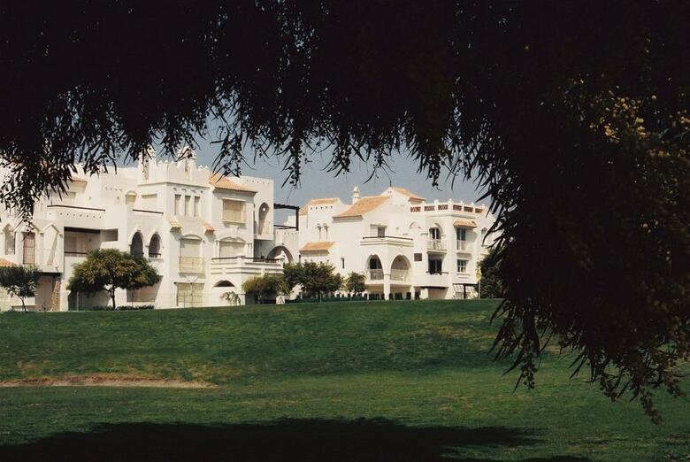 Apartamentos Golf Center