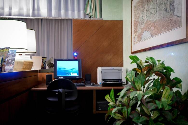 Hotel Flora