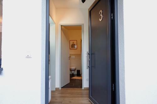 Neu - Gem�tliches Und Modernes Apartment Mit Stellplatz