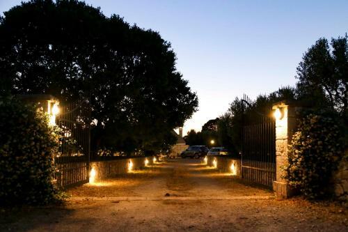 Trulli E Tramonti