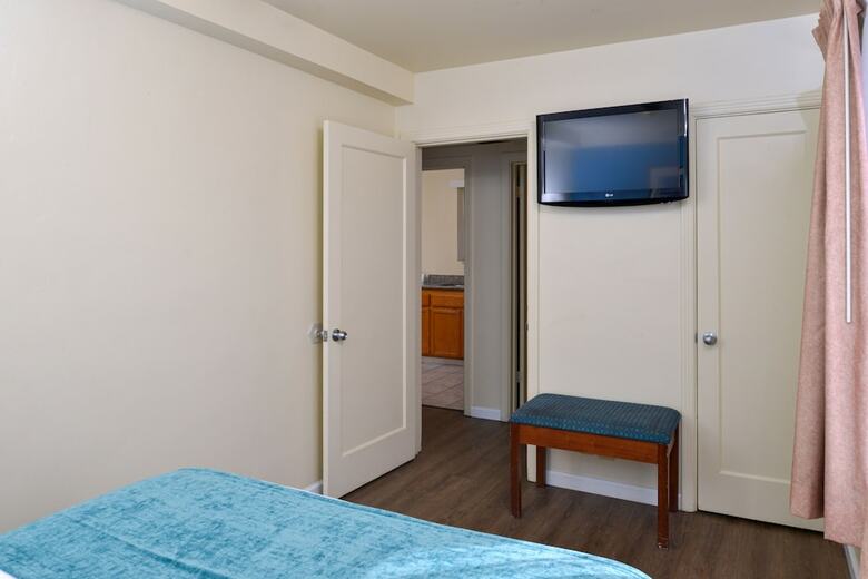 Hotel Edgewater Inn And Suites