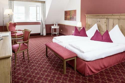 Hotel Ebner's Waldhof Am See Resort & Spa