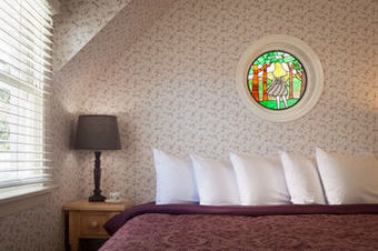 Bed & Breakfast Cheshire Cat Inn