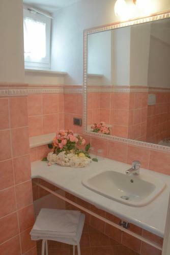 Hostal Velia Mare
