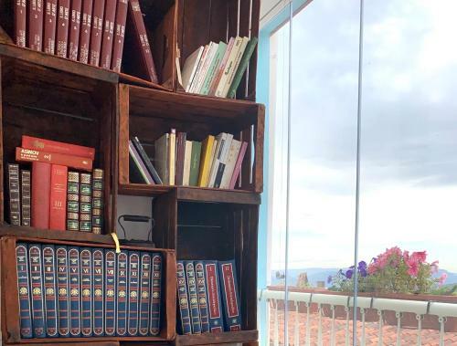 Hostal Canduleri