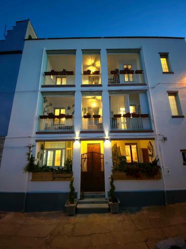 Hostal Canduleri