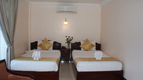 Rain Rock Hotel