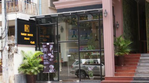 Rain Rock Hotel