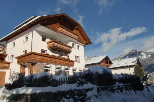 Apartments Rella Moroder Manuela