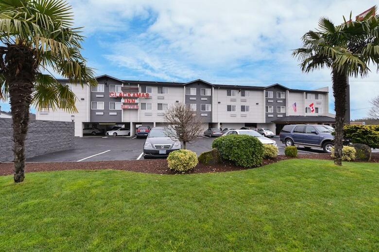 Hotel Clackamas Inn And Suites