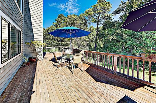 Chestnut Cove Cottage