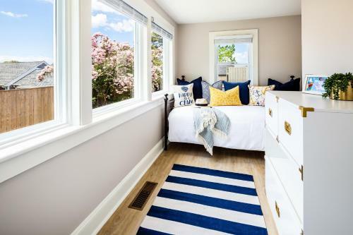 Cape Harbor Cottage