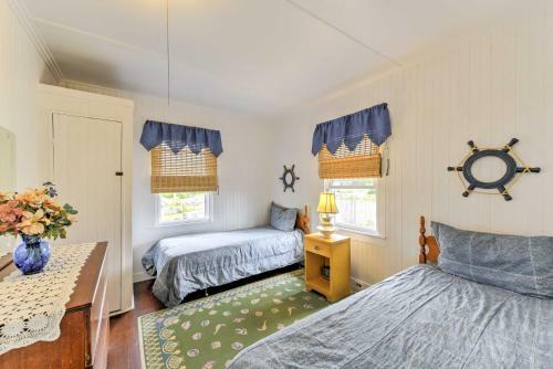 Beachfront West Yarmouth Cottage With Deck And Views!