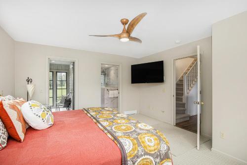 Crooked Lake Luxury