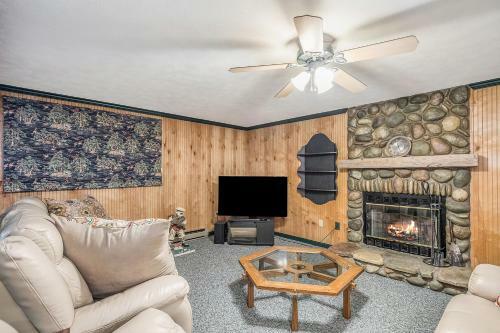 Crooked Lake Luxury