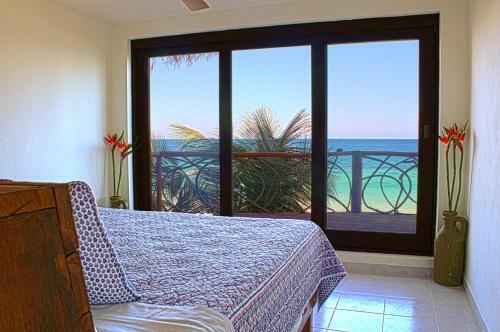 Hotel Kiras Beach House