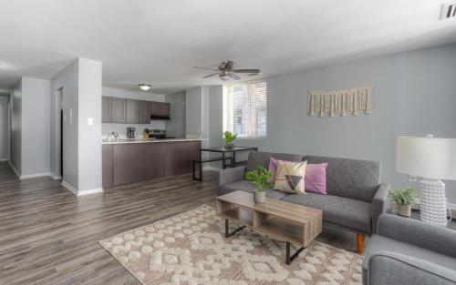 Apartamento Frontdesk I The Claridge Apts Downtown Detroit