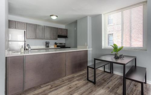 Apartamento Frontdesk I The Claridge Apts Downtown Detroit