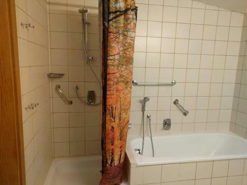 Apartamento Komfortabel Wohnen Am Waldrand Von Pitzling
