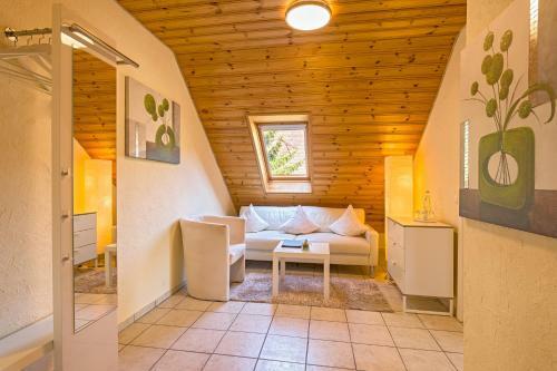 Hostal G�stehaus Sch�neck Garni - Dependance Zu Seehotel Hubertus
