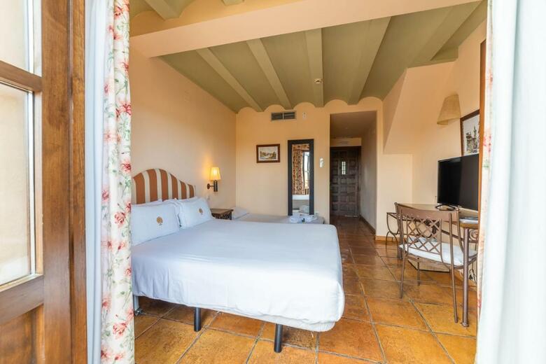 Hotel Cigarral De Caravantes