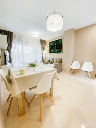 Apartamento Casa Indigo - Ivan Luxury Homes - 9� Planta - Suroeste - 1� L�nea de Playa