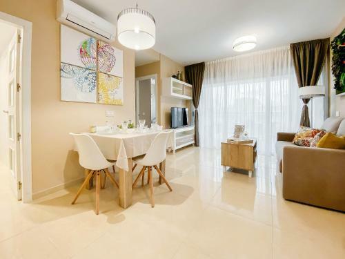 Apartamento Casa Paraty - Iv�n Luxury Homes - 9� Planta - Sur- 1� L�nea de Playa