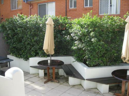 Hostal Heritage Guesthouse