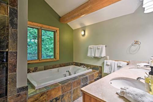 Schuss Shanty Slopeside Ski Home Hot Tub And Fire Pit