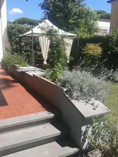 Accogliente Villetta Bi-familiare