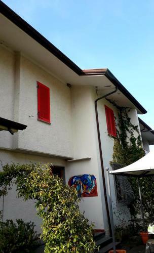 Accogliente Villetta Bi-familiare