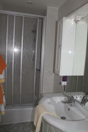 Hostal Hotel Zur Erholung