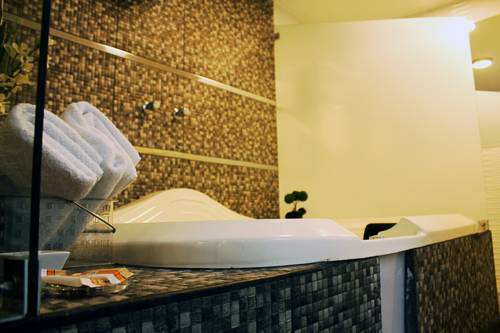 Hotel Monterrico Hostal Per�