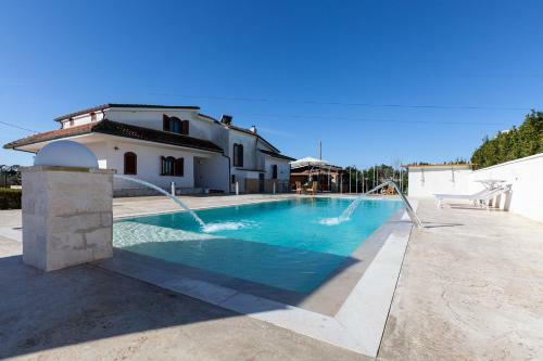 Villa Salentina Piscina Idromassaggio Borghi M330