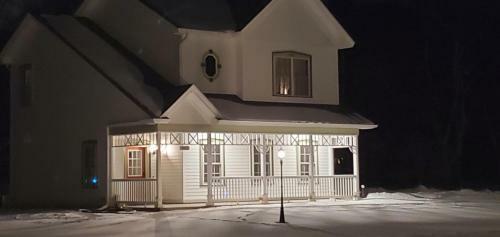 Hostal Afton Carrage House On Asa Tracy's Estate