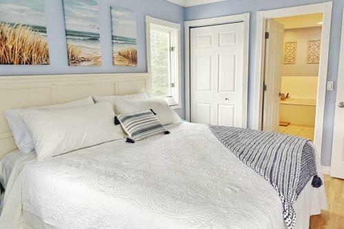 Apartamento New Listing Beach Bliss 211! Stunning Bay View